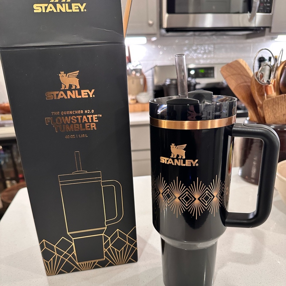 Stanley Black and Gold Quencher Tumbler 40 oz Art Deco